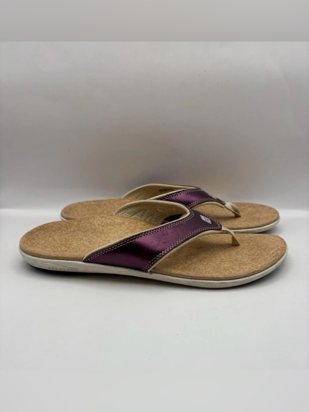 Spenco Women's Yumi
Metallic Rose Purple Flip Flop Sandals